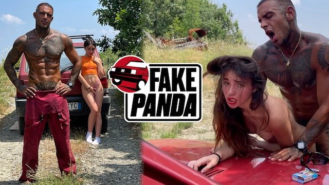 Fake Panda_Ada Paradiso mi squirta addosso dopo che ha litigato con il ragazzo