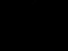 LA SUORA BLASFEMA SI MASTURBA CON LA SUA ACQUA SANTA DORATA