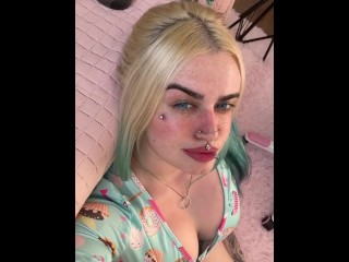 Neter - Blonde Girl with Big Ass