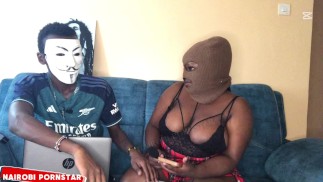 Sexy Journalistin mit dicken Titten verwandelt Interview Into Fickfest mit berühmtem Pornostar