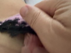 I CAME HARD wearinf my mom’s THONG and now I’m fantasizing about her rubbing her pussy on my CUM 💦