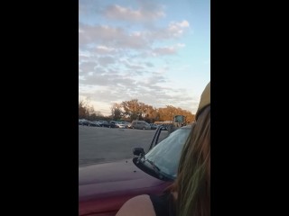 3 прекрасные сучки на свалке металлолома