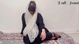 穆斯林头巾步，给我足交，我让她高潮