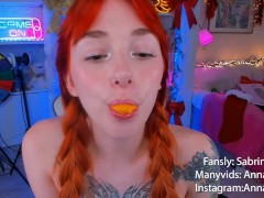 sucking chupa till gum