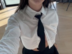 Милая Студентка Любит Обрабатывать Член Своего Учителя - Screenshot 2 of 16 - Student