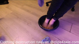 Wetlook - Peeling off wet socks 2