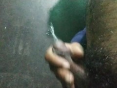 Man pissing compilation 🍌💦 - Screenshot 16 of 16 - Solo Male