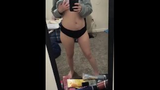 Стриптиз, которая хочет трахнуть меня фанатом на OnlyFans babyloves93
