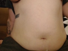 Round Jiggly Belly Bouncing Dropping - Screenshot 15 of 16 - Bbw Belly