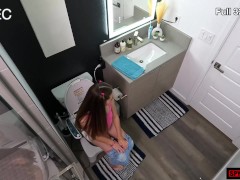 SPYFAM Juniper Ren Gets Her Stepbro Addicted To Her Pussy