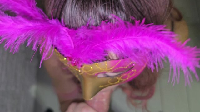 Da schiava mi apro la fica in tutti i modi,plug e cazzo e alla fine mi faccio coprire di sborra