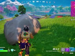 Fortnite: sometimes you just gotta play it safe and use the bushes