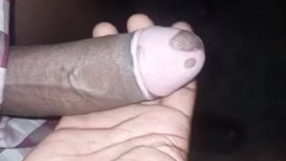 Длинный член готов трахнуть в задницу