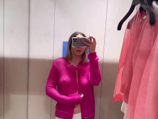 Прозрачные топы примеряют лучшее из прозрачных