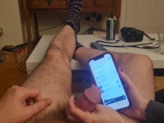 Girlfriend uses boyfriend's dick on cellphone - Screenshot 8 of 16 - Funny