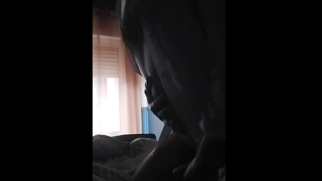 Il fait ce qu'il veut de moi