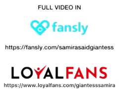 Giantess Samira aplasta a su con su culo y sus tetas