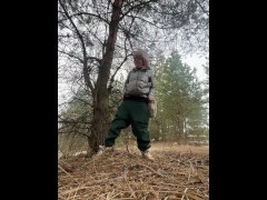 Goddess Katrina Fox wanted to piss near a busy highway