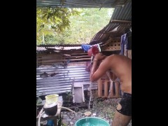 JOIN ME PLEASE - Screenshot 14 of 16 - Showering