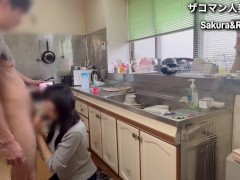 昭和レトロな台所で生々しいセックス/巨根ポルチオ開発/人妻/キッチン/即イキ連続絶頂/着エロ/着衣/生ハメ/日本人夫婦/カップル - Screenshot 8 of 16 - 巨根