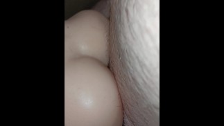 Дедушка трахает няню в задницу