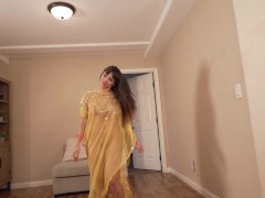 آميرة علي بتخون جوزها مع السواق - Screenshot 5 of 16 - كس عربي