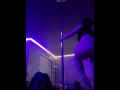 Jiggle d puff💨 - Screenshot 13 of 16 - Femboy