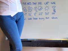 reporter has an embarrassing pee accident on LIVE TV