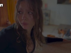 Жена изменят мужу с лучшим другом пока он играет в VR шлеме 10/16