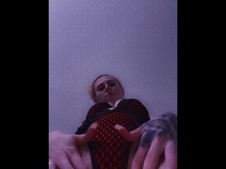 Кто хочет прийти, снять это с меня??