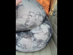 Amateur Big Ass in Tight Leggings