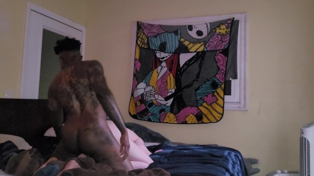 Trans Interracial Hardcore Fuck in my Bed