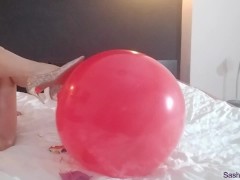 BABY, YOU WANTED TO SEE MY LONG LEGS IN SPIKE HEELS.... DID YOU POP?