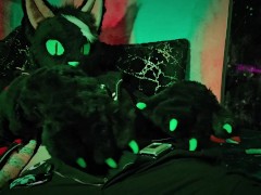 Cummy paws - Screenshot 2 of 16 - Murrsuit
