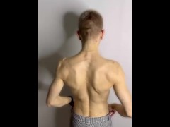 Striptease - Screenshot 3 of 16 - Skinny