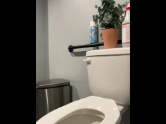 watch me pee - Screenshot 16 of 16 - Peeing