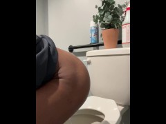watch me pee - Screenshot 8 of 16 - Peeing