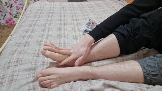 "Cum & Feet: The Ultimate Sensual Massage Experience
