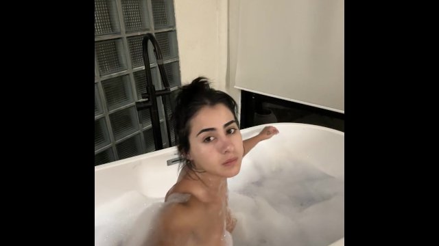 I bet this will make you hard