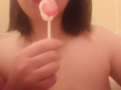 （素人　個人撮影）チュパチュパ ペロペロしながら美味しいアメを食べる♡ - Screenshot 10 of 16 - Japanese