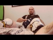 Wank in Hockey shinpads Soccer cleats and Hockey gloves