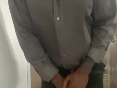 DESPERATE PISS AT THE OFFICE 3/16