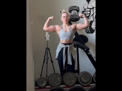 Muscle mommy