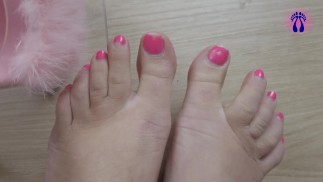 Full feet care for Mary Rider
