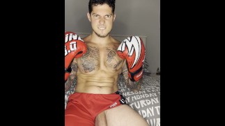 Мой ОГРОМНЫЙ ЧЛЕН БОКСИРУЕТ😈😈