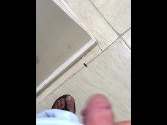 Arab cuckold amateur 💦🍆 ديوث عربي بيحب مراتو تتناك قدامو سكس مصري جديد 15/16