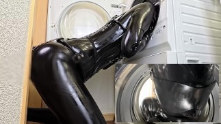 Latexpuppe Waschküche Maschine ficken spielen💜