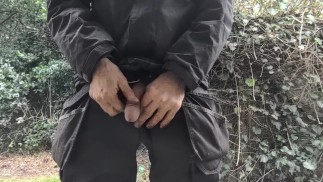 Gardener takes a piss #3