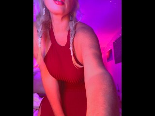 PaintedRose.Live Rosie Прикоснись ко мне, дразни меня, наполни меня! Возбужденная милфа мачеха тверкает задницей / играет с киской