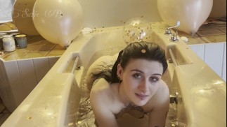Valentine's Day Bath  Blow Job